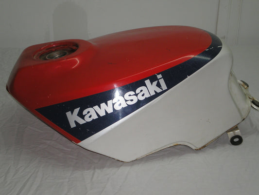 KAWASAKI ZX6 ZX600 1985 Fuel / Gas Tank ( NO PETCOCK OR GAS GAUGE )