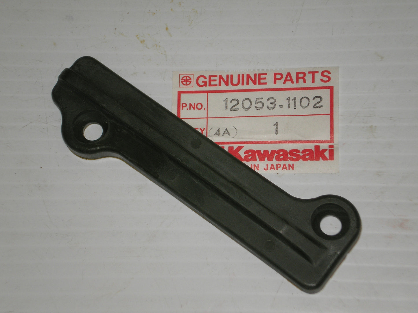 KAWASAKI KX125 KX250 KX500 Front Lower Chain Guide 12053-1102 / 12053-1144