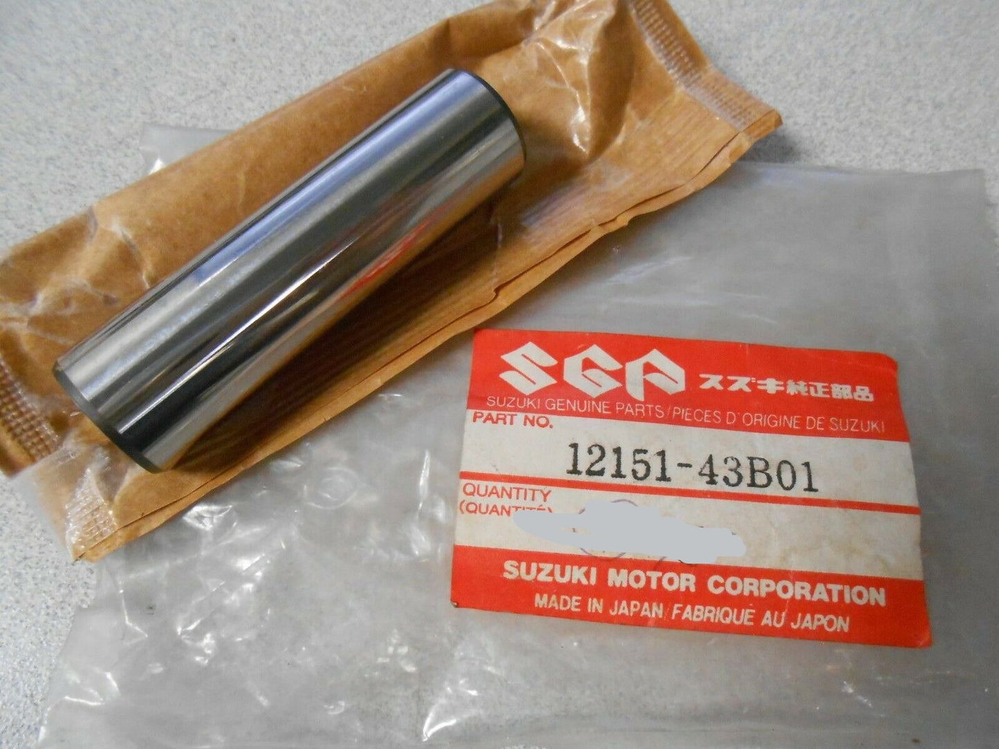 SUZUKI LT500  RH/RJ/RK/RL Quad Racer  Piston Pin  12151-43B01