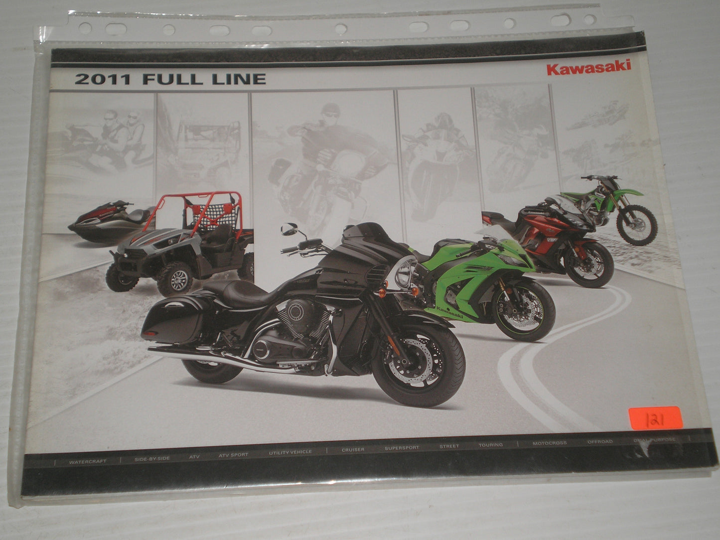 KAWASAKI  2011 FULL LINE MTORCYCLE SALES BROCHURE 131