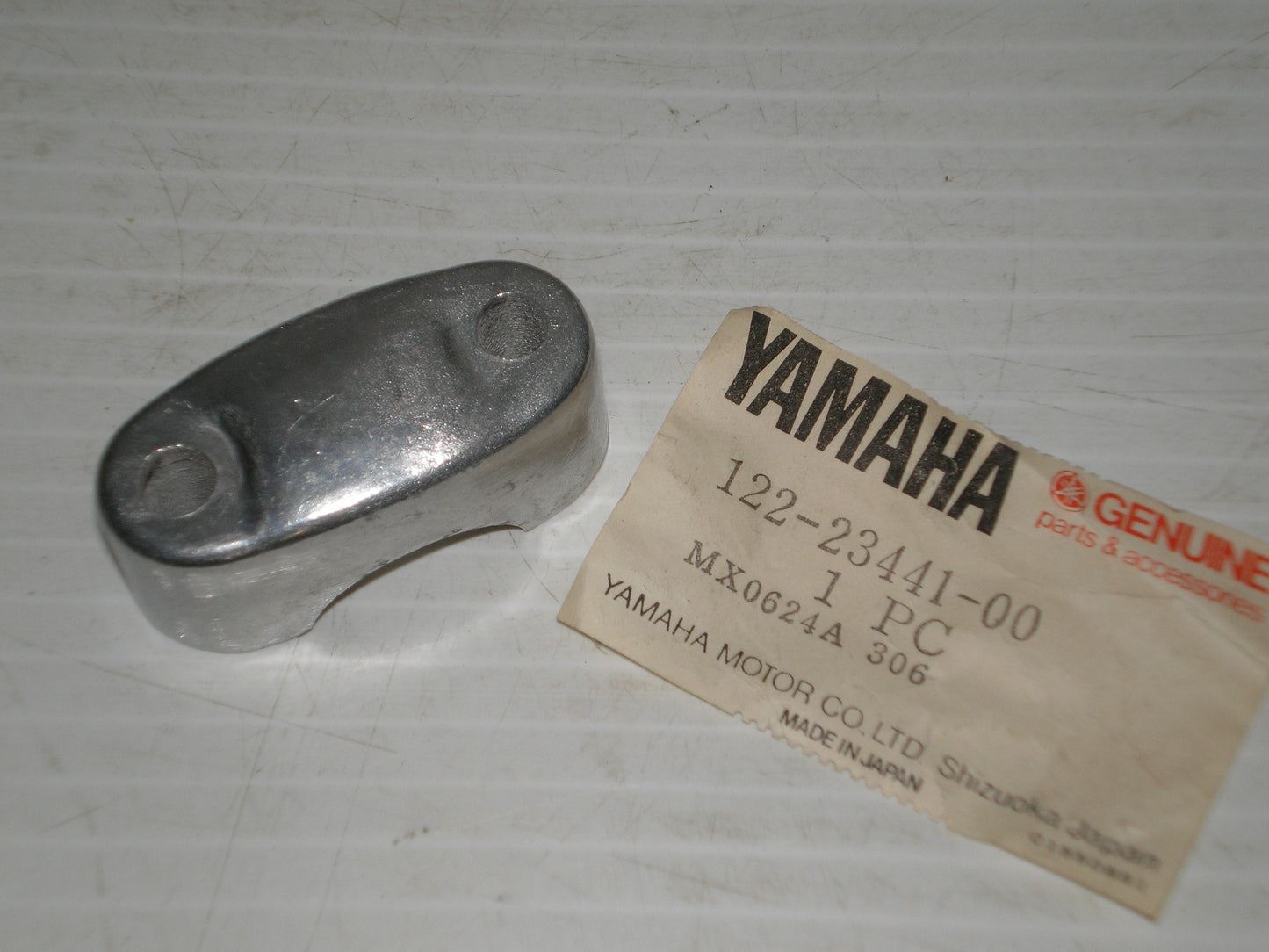YAMAHA BW DT G6 G7 GT JT L5 LB MX PW RD RX TY YG YJ YL YT YZ Upper Handlebar Holder 122-23441-00
