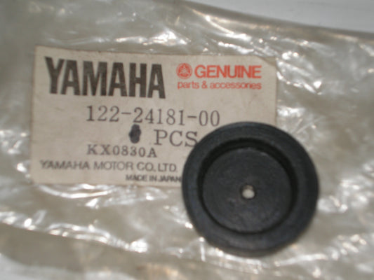 YAMAHA AS2 CS5 DT G6 G7 GT HS1 L5 LS2 MX RD RS TS XS YA YG YJ YL YZ Fuel Tank Locating Damper #1  122-24181-00 / 447-21638-00