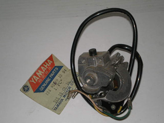 YAMAHA YG1 YJ1 YJ2 L/H Lever Holder & Switch Assembly 124-82710-10-94