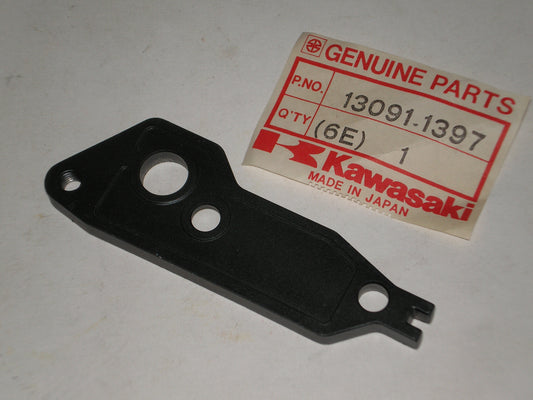 KAWASAKI KDX200 1986-1987 Governor Holder 13091-1397