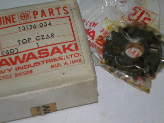 KAWASAKI KV75 MT1 Transmission Top Drive Gear 13136-034