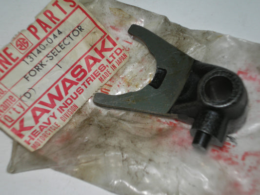 KAWASAKI F11 F11M Transmission 4th & Top Gear Selector Fork 13140-044