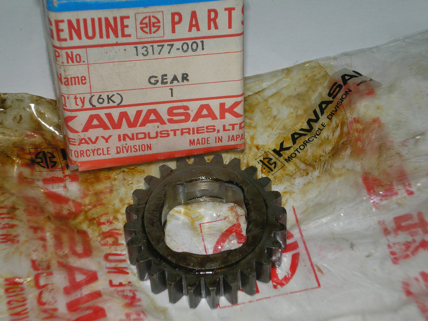 KAWASAKI G4TR C2TR Transmission Low Gear 13177-001