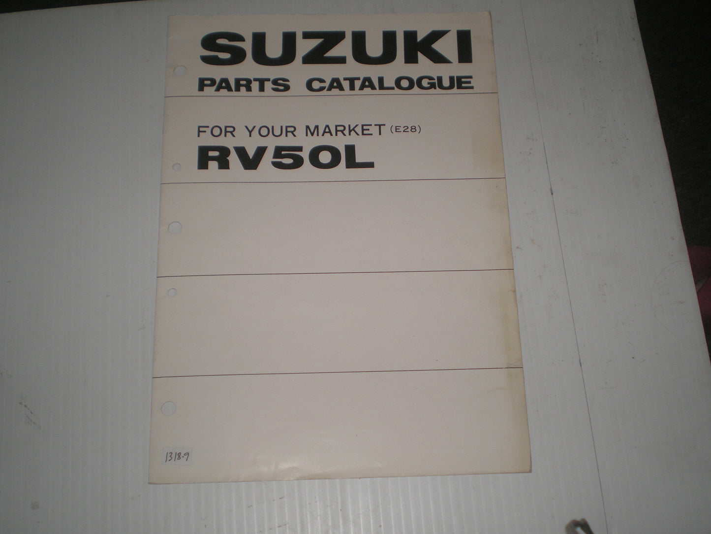 SUZUKI RV50 L 1975  Parts Catalogue  99000-91751-028  #1318.9
