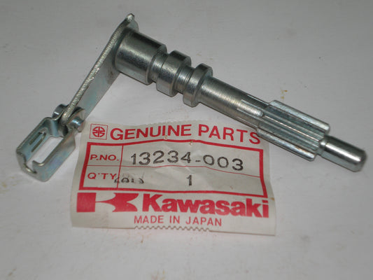 KAWASAKI KD125 KE125 KS125 KX125 Clutch Release Shaft 13234-003