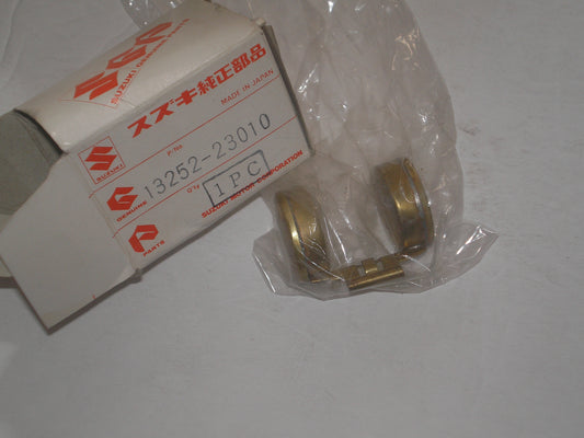 SUZUKI VS700 VS750 VS800 VS1400 VX800 VZ800 Rear Carburetor Float 13252-23010