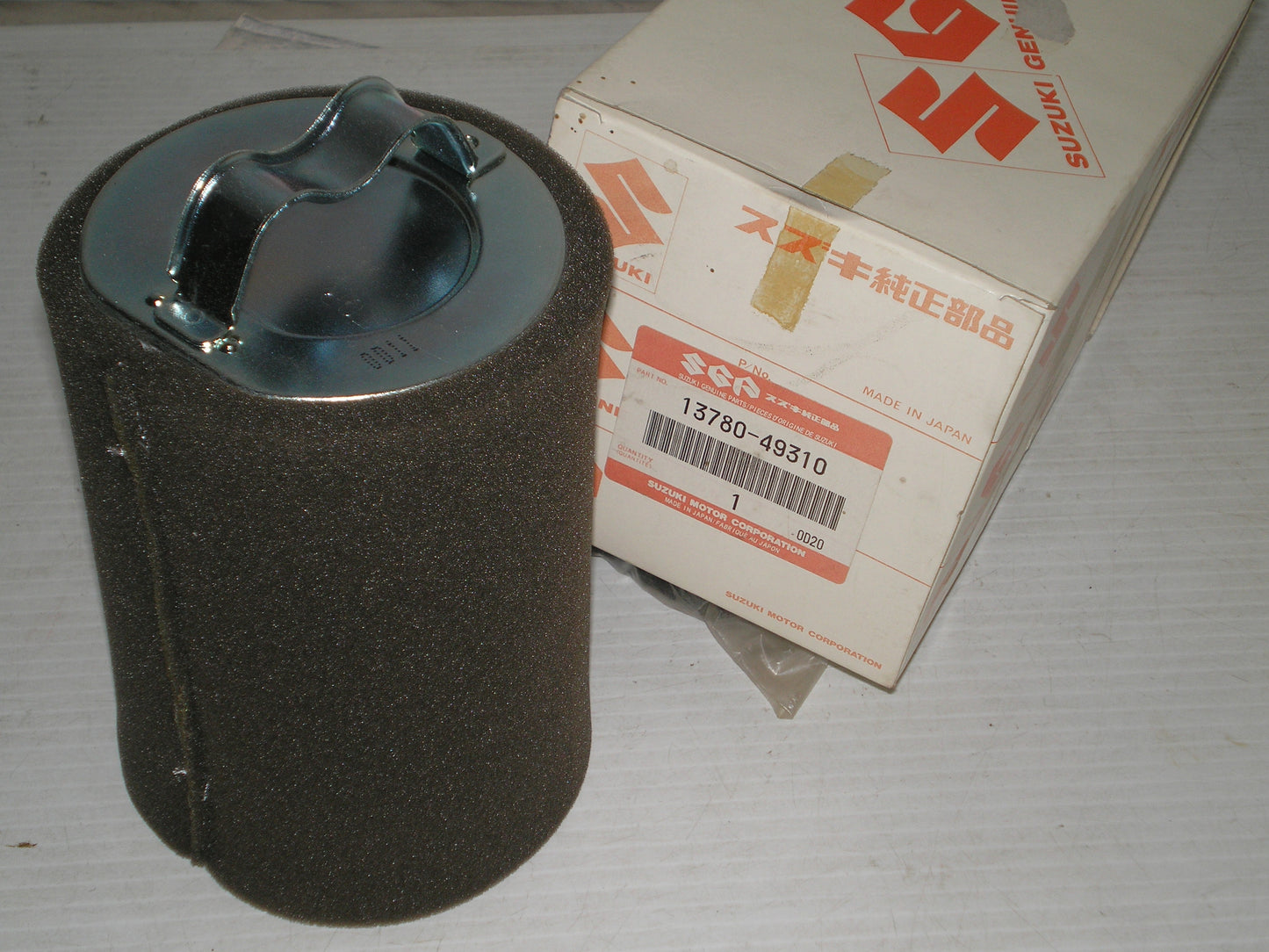 SUZUKI GS1100 1982-1983 Air Cleaner Element  13780-49310