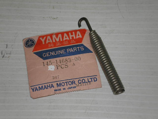 YAMAHA DT2 RT2 IT175 MX YZ 100 125 175 250 360 400 TD2 TR2 TR3 TZ250 TZ350 SC500 SPRING 145-14683-00 / 90507-20012