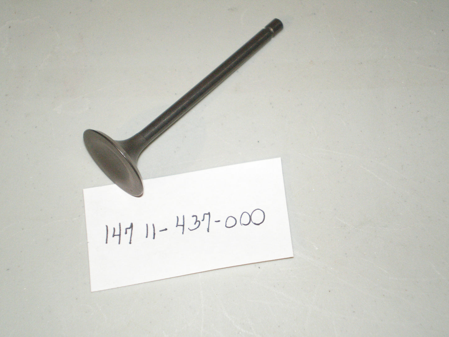 HONDA ATC XL XR 125  185 200  Engine Intake Valve 14711-437-000