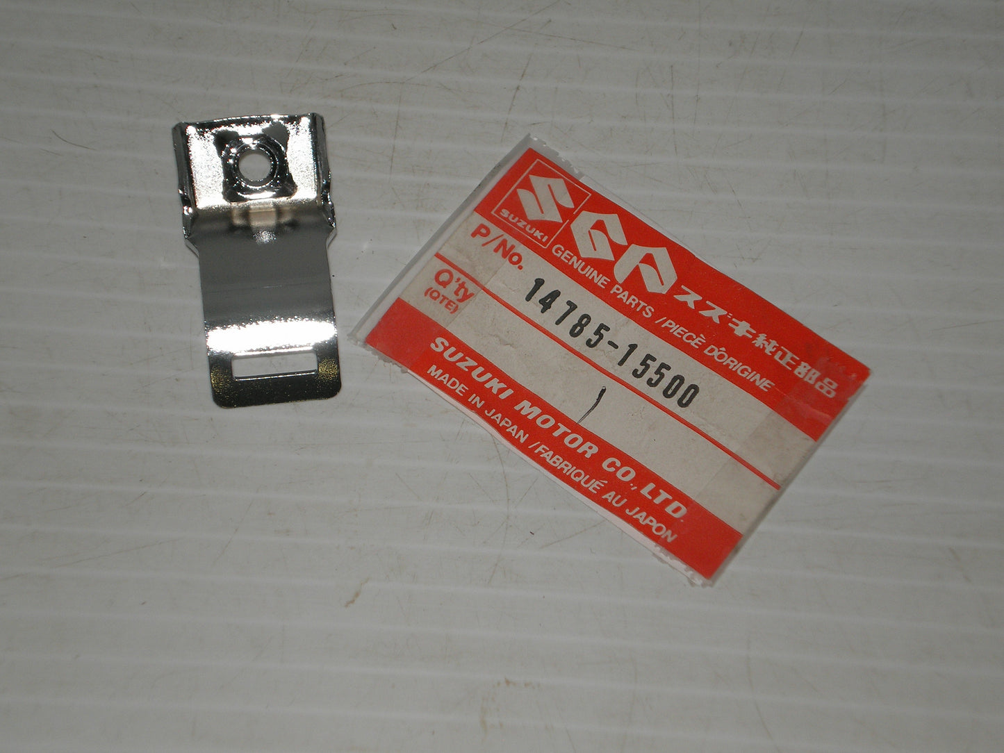 SUZUKI GR650 GS550 GSX550 LT250 1983-1986 Muffler Cover Clamp 14785-15500