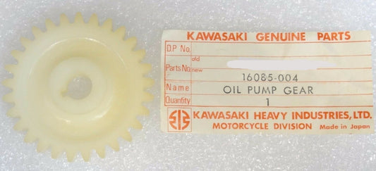 KAWASAKI G3 G4 G5 KD80 KD100 KE100 KH100 KH125 KM100 KV100 MC1 Oil Pump Gear  16085-004