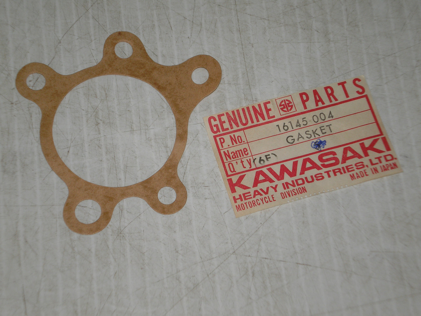 KAWASAKI KZ550 KZ650 KZ700 ZL600 ZN700 ZR550 ZR750 ZX550 ZX600 ZX750 Oil Pump Cover Gasket 16145-004