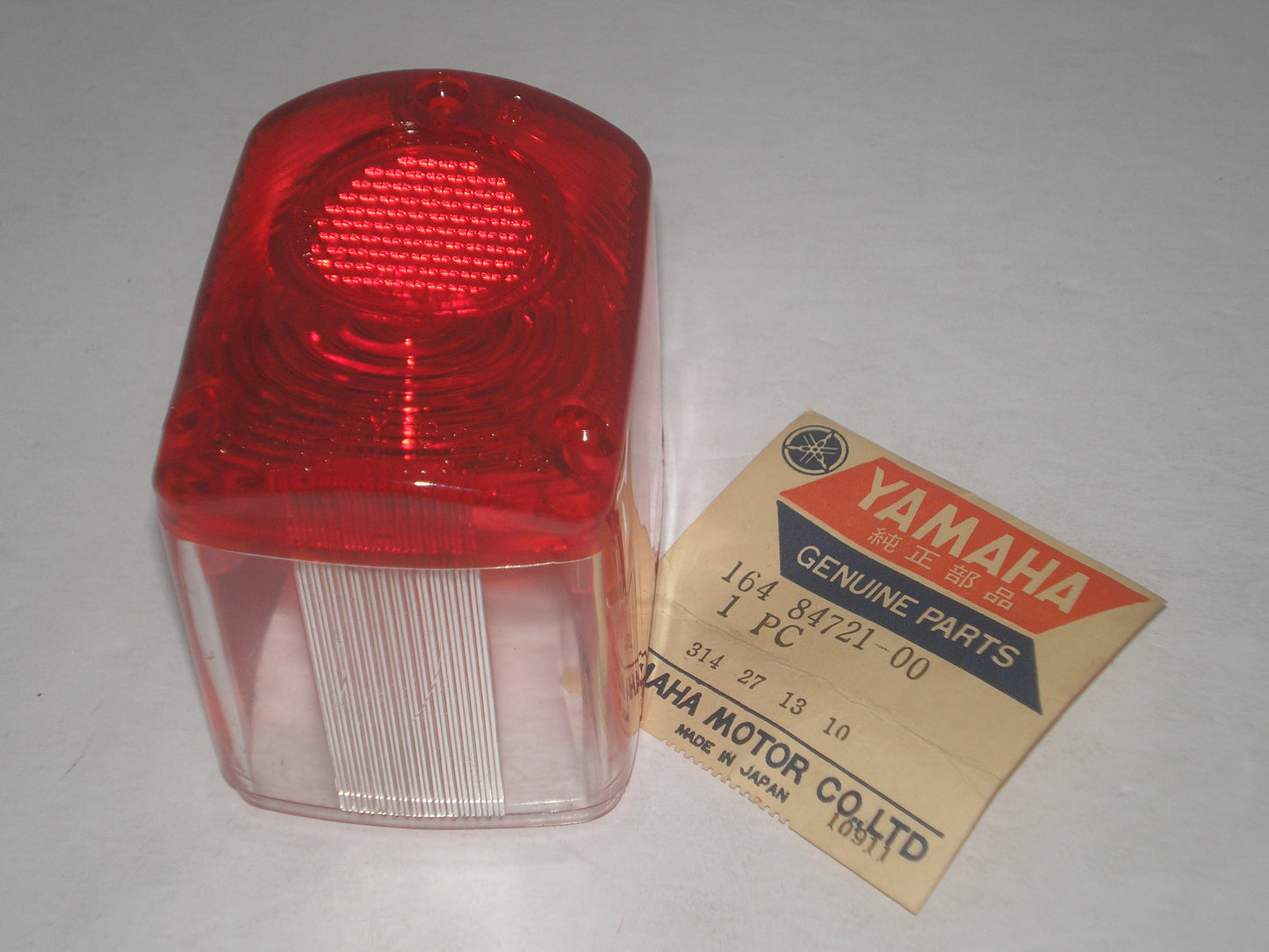 YAMAHA 50U5  50U5-E  75U7  75U7-E  YH3 Factory Tail Light Lens  164-84721-00