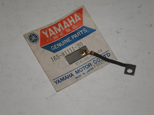 YAMAHA CS3 L5T YCS1 YDS5 YG5 YL2 Generator Dynamo Brush 165-81111-20