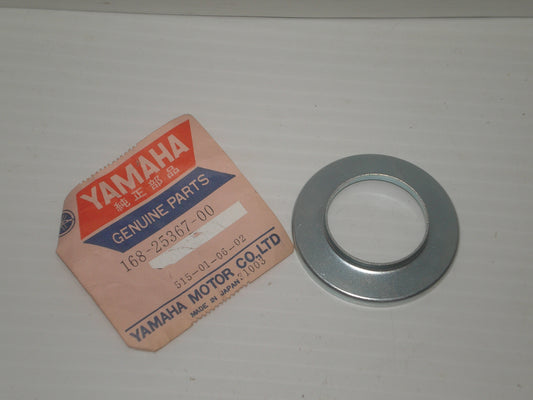 YAMAHA DS6 DS7 R3 R5 RD250 RD350 YDS5 YM2C YR1 YR2 Rear Wheel Bearing Dust Cover 168-25367-00