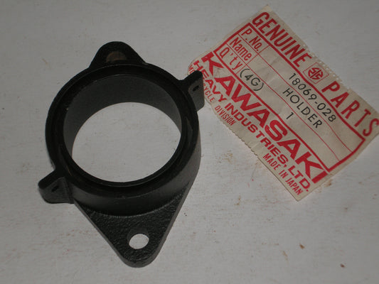 KAWASAKI G4TR G31M Exhaust Pipe Holder 18069-028