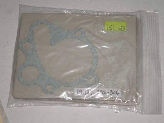 HONDA ATC250R TRX250R  Water Pum Cover Gasket 19229-HA2-000 / 19229-HA2-306