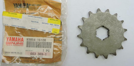 YAMAHA RD400 XS400 Transmission Front Drive Sprocket 16T 93854-16108 / 1A1-17461-60