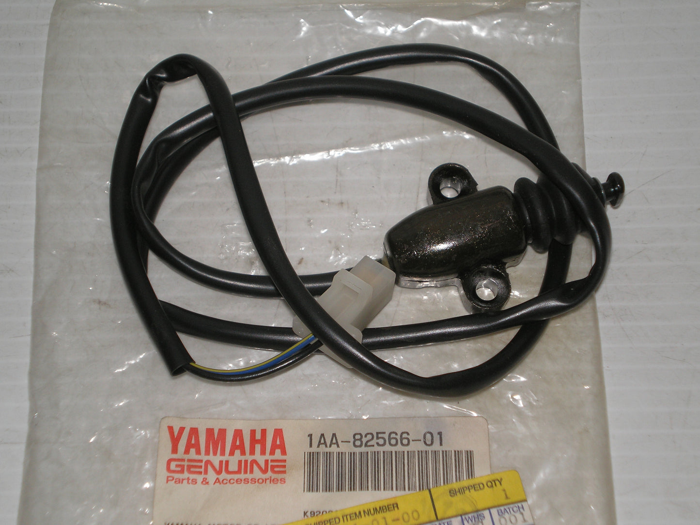 YAMAHA FZ750 XJ700 XJ750  Side Stand Safety Switch  1AA-82566-00 / 1AA-82566-01