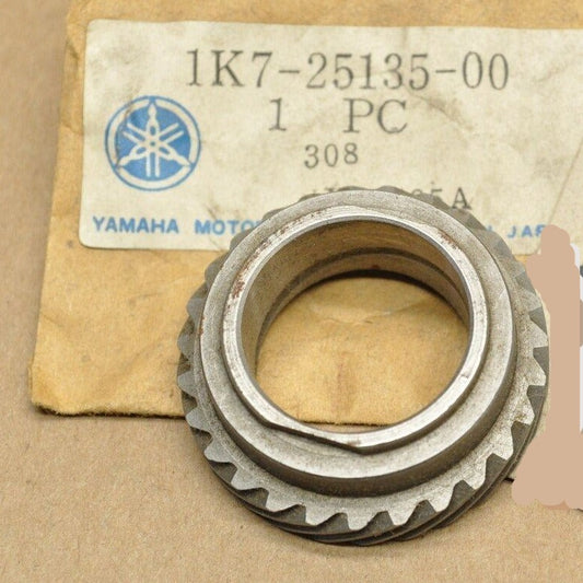 YAMAHA IT400 Enduro Speedometer Drive Gear 1K7-25135-00