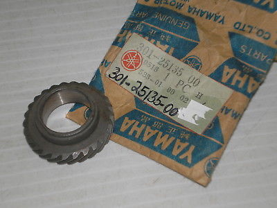 YAMAHA 301-25135-00