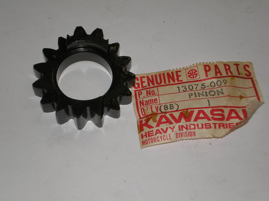 KAWASAKI F12 KX400 KX450 AHRMA Kick Starter Pinion Gear 13075-009