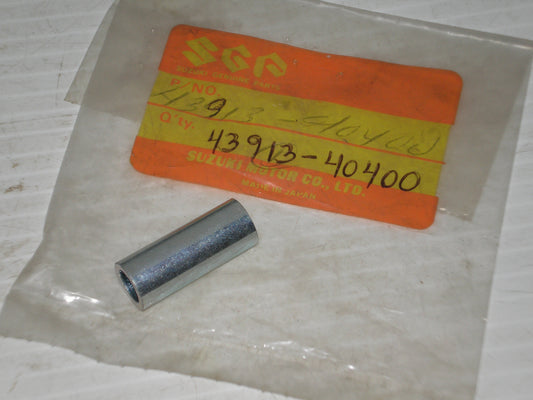 SUZUKI DR 250 400 500 LT 230 250 PE 175 250 400 RM RS SP Spacer 43913-40400