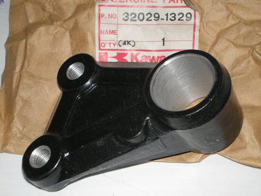 KAWASAKI ZN1100 Rear R/H Engine Mounting Bracket 32029-1329