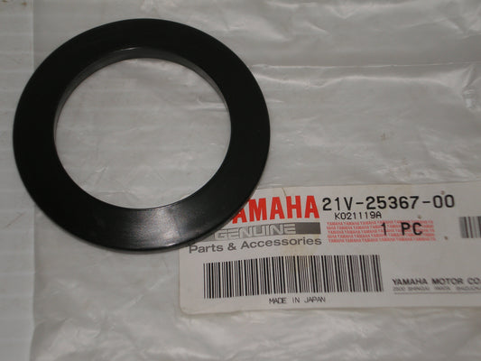 YAMAHA YFM200 YFM225 YTM200 YTM225 Rear Wheel Hub Dust Cover 21V-25367-00