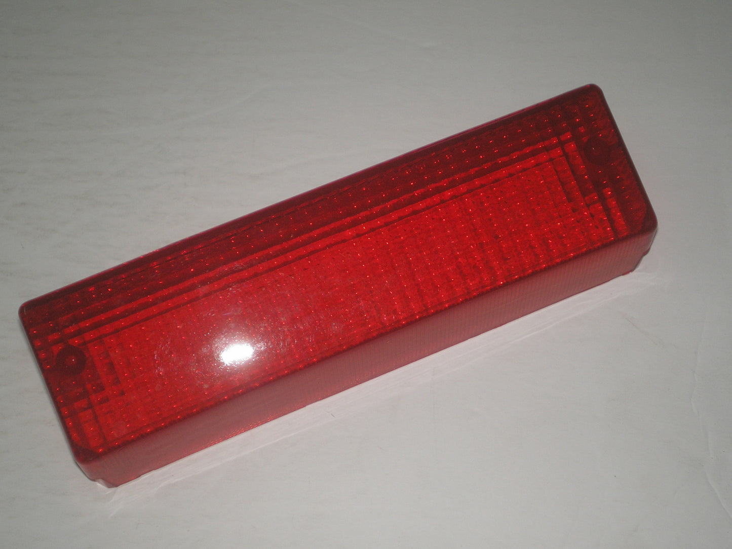 KAWASAKI EX500 KAF450 KLF185 KLF300 ZX600 ZX900 Tail Light Lens  23026-1054 / 23026-1056