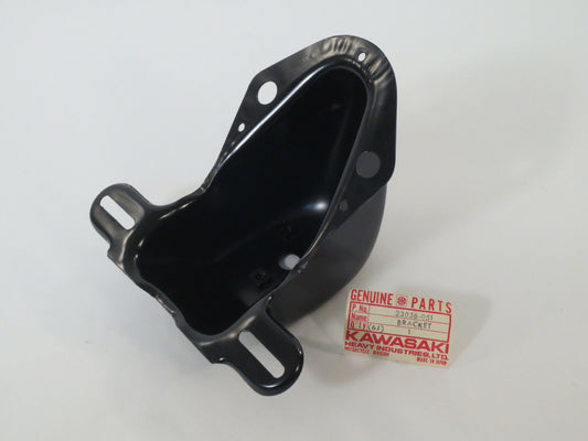 KAWASAKI KZ440 KZ650 License Plate Bracket 23036-051