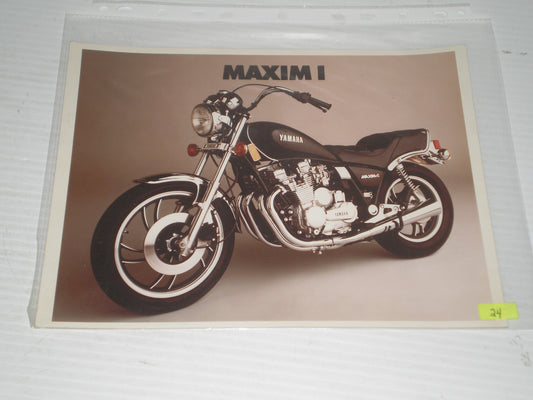 YAMAHA MAXIM I MOTORCYCLE PICTURE  SAL BROCHURE # 24