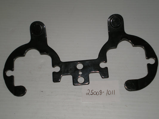 KAWASAKI KZ550 Speedometer & Tachometer Bracket 25008-1011