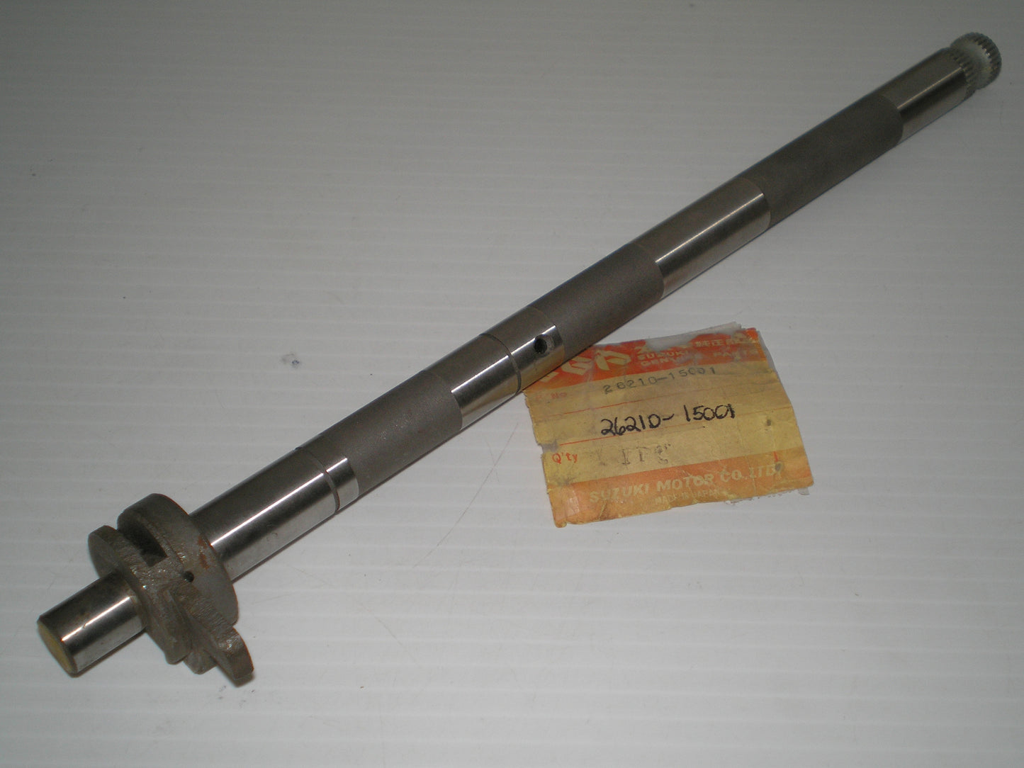 SUZUKI GT500  T500  Kick Starter Shaft  26210-15001
