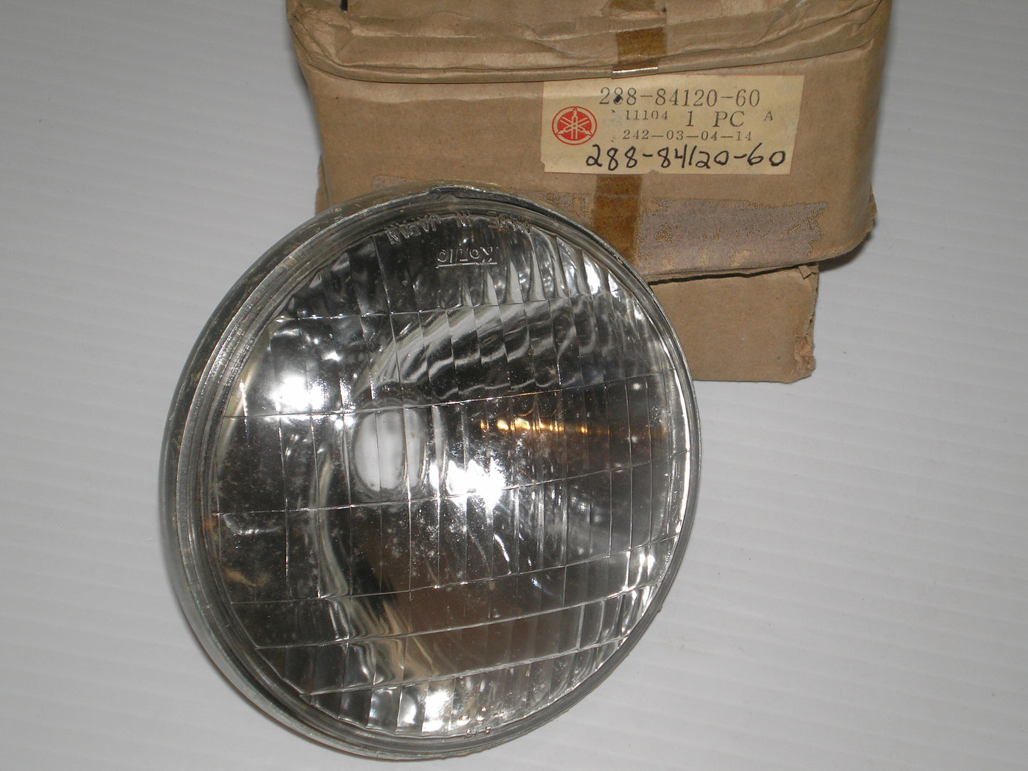 YAMAHA  JT1  JT1L  Headlight Lens 288-84120-60 / 195-84120-00