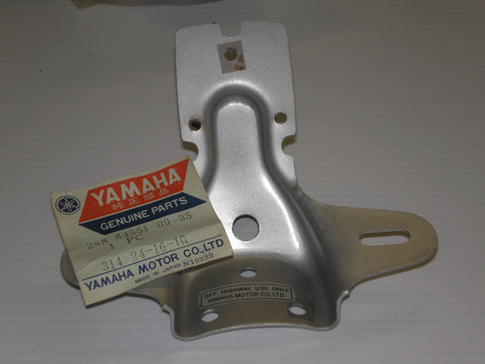 YAMAHA JT1L Tail Light & License Bracket 288-84551-09-35