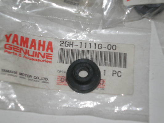 YAMAHA FJ FZ FZR FZX GTS SRX TDM TTR VMAX VMX XJ XT XTZ XVZ YZF Valve Cover Mounting Bolt Seal  2GH-1111G-00