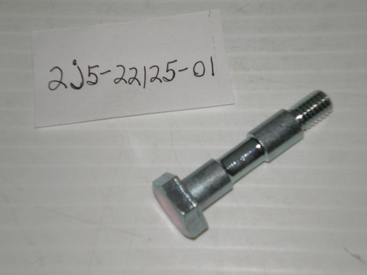 YAMAHA YZ80 1978-1980 Factory Bolt 2J5-22125-00 / 2J5-22125-01