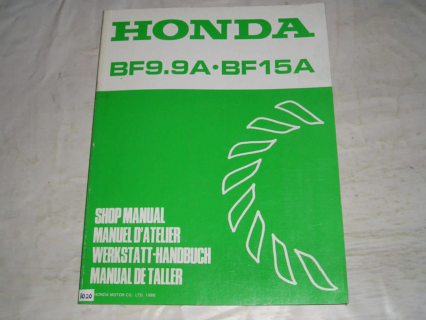 HONDA BF9.9A  BF15A 1988  Outboard Motors  Service Manual  66ZV400  #1020