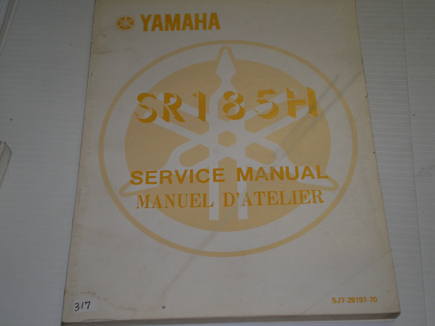 YAMAHA SR185  H 1982  Service Manual  5J7-28197-70  #317