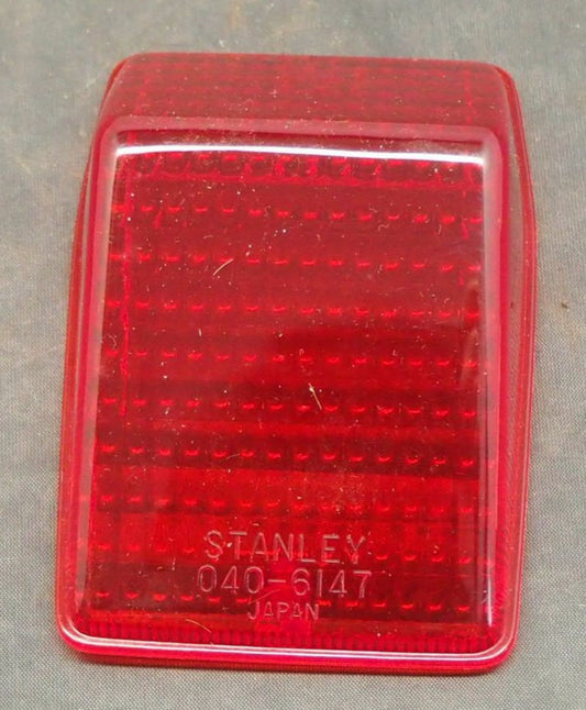 HONDA XR200 XR250 XR500 Factory Tail Light Lens 33141-MA0-003