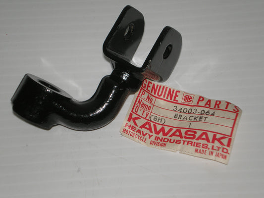 KAWASAKI  KZ650  1977 - 1978  Footrest Bar Bracket 34003-064