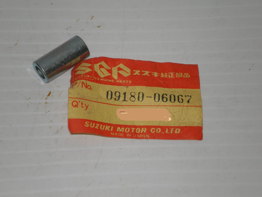SUZUKI AE50 DR370 GN125 PE175 RM100  Chain Roller Spacer 09180-06067