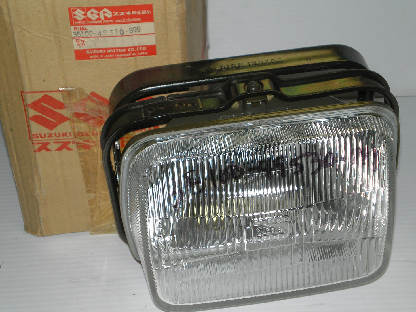 SUZUKI GS1100 GS550 GS700 GS750 1983-86 Headlight Assy 35100-49530-999