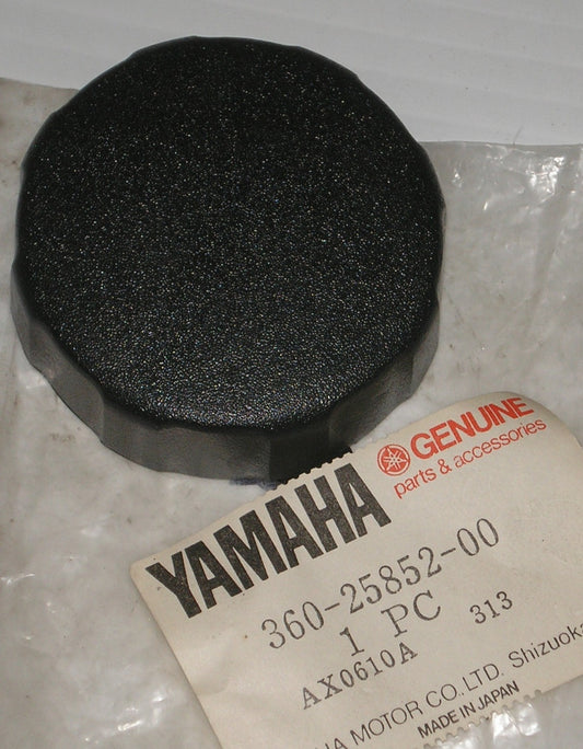 YAMAHA RD350 TX500 TX650 XS650 Factory Master Cylinder Reservoir Cap 360-25852-00