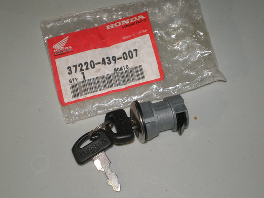 HONDA CBX CMX GL VF VT Filler Lid Lock & Keys 37220-439-007 / 77404-MF5-000